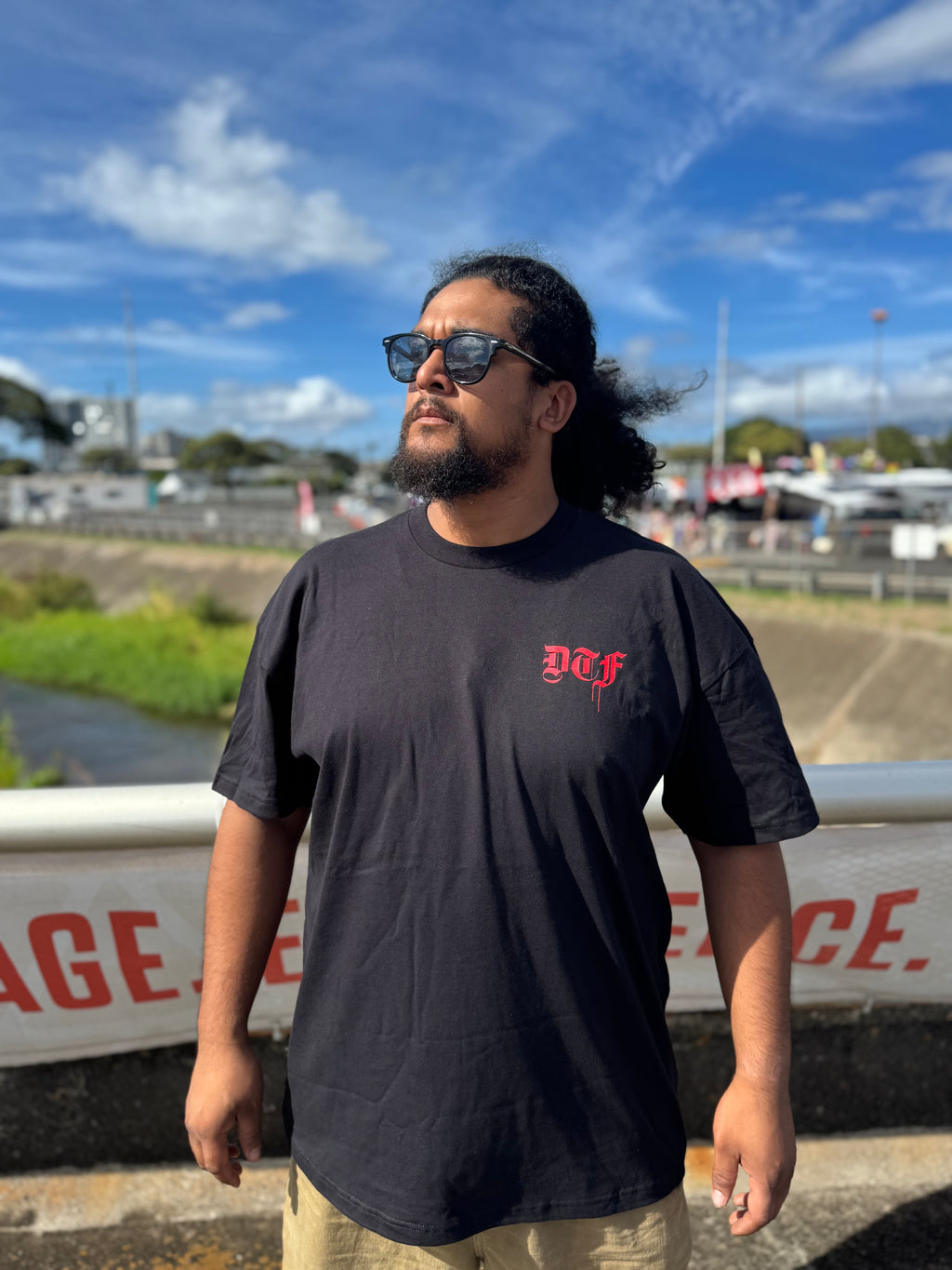 DTF: Dekālānize These Fakas